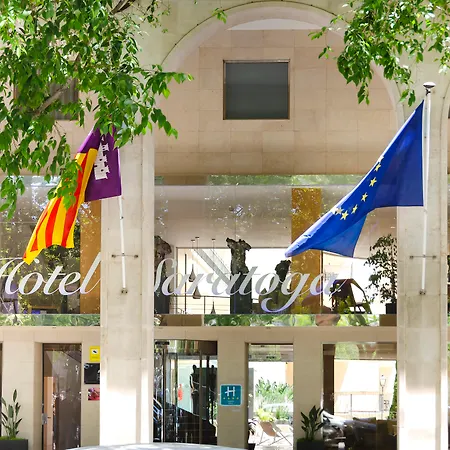 Saratoga Ξενοδοχείο 4*